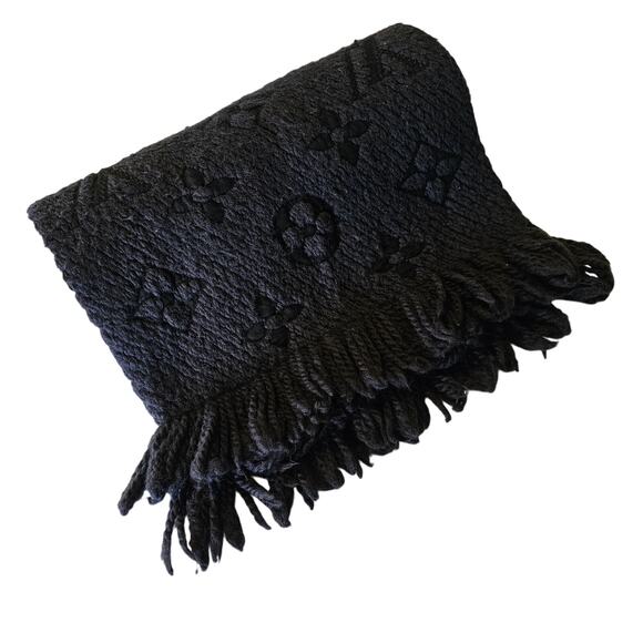 Louis Vuitton Logomania Wool Scarf - Picture 1 of 10